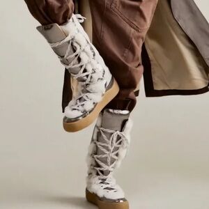 Free People Wilder Mukluk Boot BNIB size 10 in white